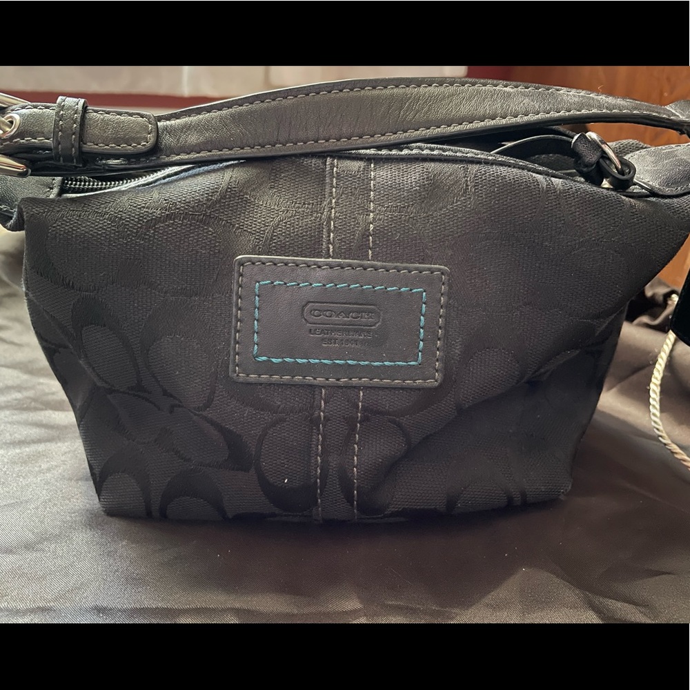 COACH  signature black purse